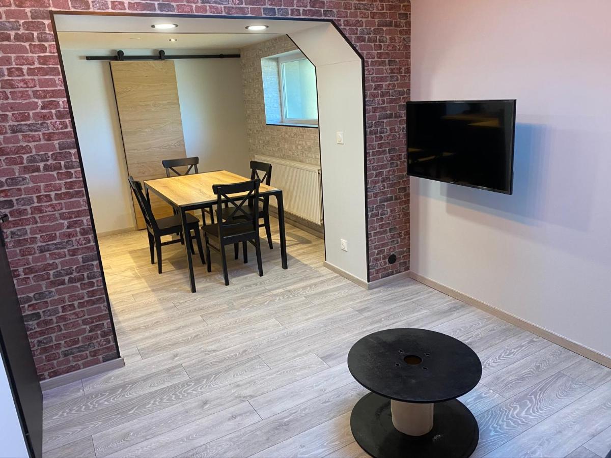 Logements Equipes A Onnaing Avec Espace Balneo En Option Proche Toyota, Autoroute Et Valenciennes Exterior photo