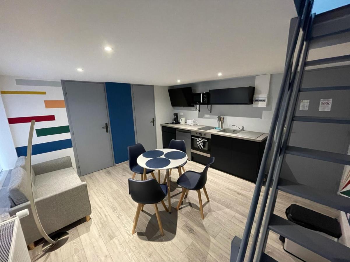 Logements Equipes A Onnaing Avec Espace Balneo En Option Proche Toyota, Autoroute Et Valenciennes Exterior photo